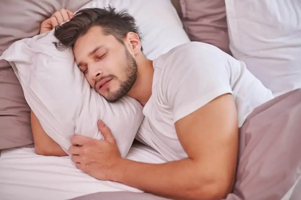 كيف تستفيد من فترة الحظر في النوم